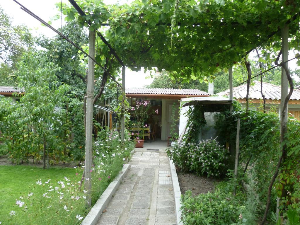 Hotel Stai Za Gosti Venera Chissarja Exterior foto