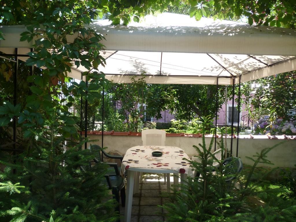 Hotel Stai Za Gosti Venera Chissarja Exterior foto