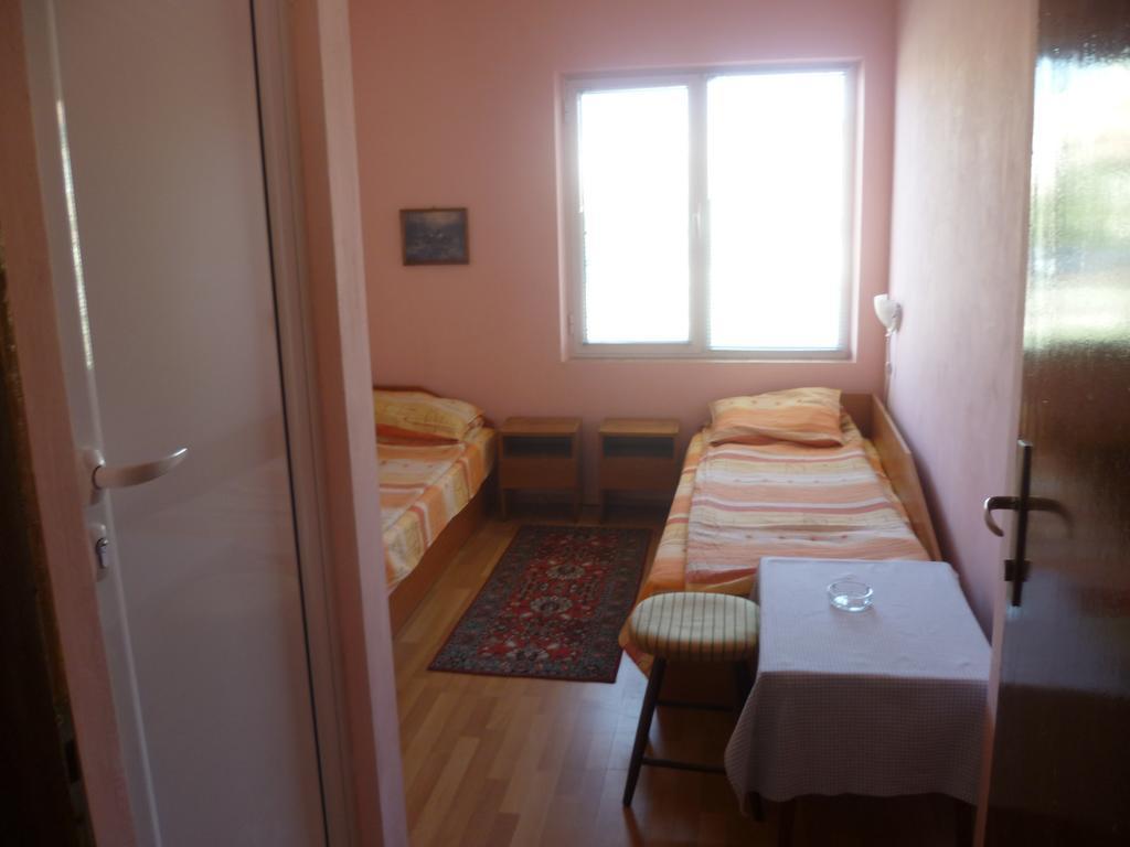 Hotel Stai Za Gosti Venera Chissarja Exterior foto